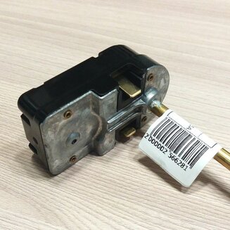 Термостат CU4825 (TAS, прямоугольный, с флажком) для водонагревателей