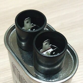 Конденсатор СВЧ 0.9uF 2100V