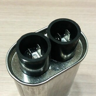 Конденсатор СВЧ 1uF 2100V