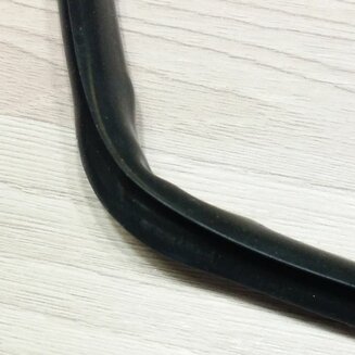 Уплотнитель двери 027982 для духовок Indesit, Hotpoint-Ariston и Whirlpool