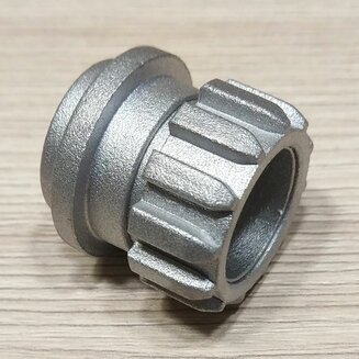 Втулка шнека 753348 (металл) для мясорубок Bosch и Siemens