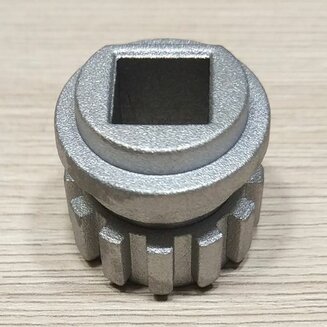 Втулка шнека 753348 (металл) для мясорубок Bosch и Siemens