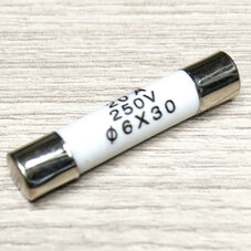 Предохранитель (20 А, 250 V, 6x30 мм, керам.)