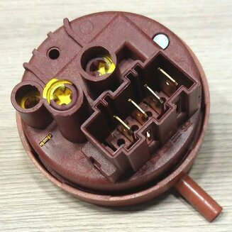 Прессостат 111493 для стиральных машин Indesit, Hotpoint-Ariston и Whirlpool