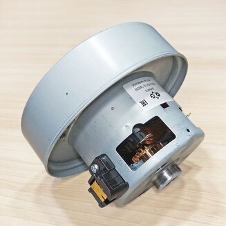 Мотор VC07198FPw (1400 Вт, H=112 мм, D=135 мм) для пылесосов Samsung