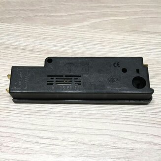 Блокировка люка 530000200 (2 язычка, зам. AD4410) для стиральных машин Ardo, Asko и Whirlpool